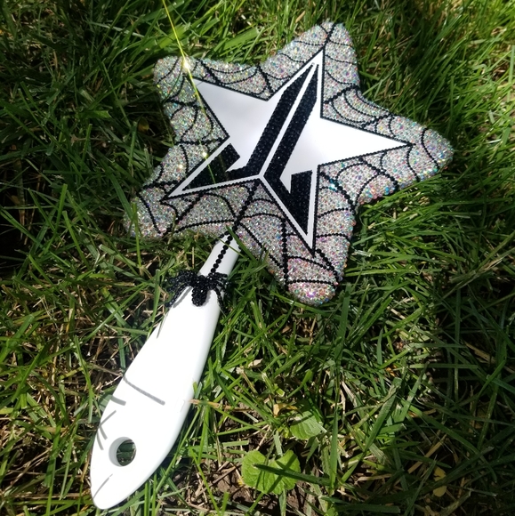 🆕️Jeffree Star, Bling Spider Web Halloween Mirror - Picture 3 of 14